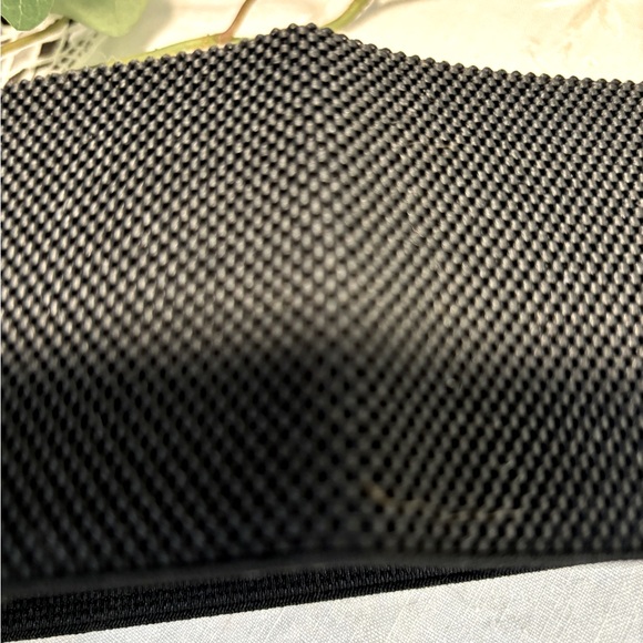 Black Stretch Cinch Belt, Size 34.5 x 3” - Picture 4 of 6